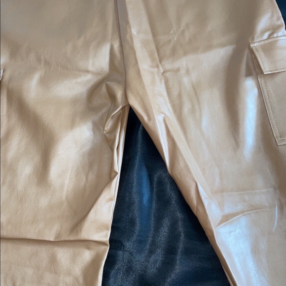 NEW Missguided Toffee Tall Faux leather Cargo Pants | BRAND NEW-NEVER WORN‼️ - Picture 10 of 12